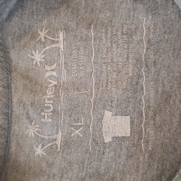 Hurley - Picture 8 of 8